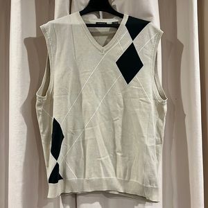 IZOD Golf Argyle Sweater Vest‎